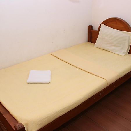 Caritas Rest Hotel Гале Екстериор снимка